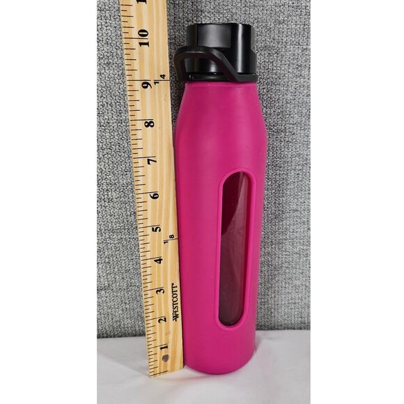 TAKEYA FUCHSIA CLEAR GLASS WATER BOTTLE 22OZ TWIST CAP SILICONE SLEEVE - Picture 7 of 7